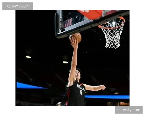 高位策应与外线掩护结合 青岛队进攻体系升级 高位策应与外线掩护结合 青岛队进攻体系升级